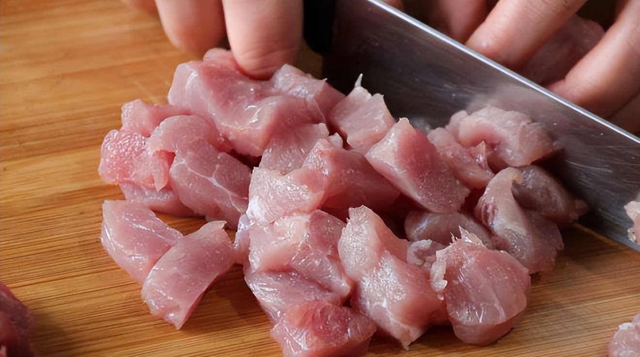 丸子简单易学五种做法,给大家介绍几款家常的丸子做法