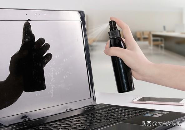 电脑屏幕脏了用酒精擦了会怎么样,电脑屏幕脏点用酒精擦不掉怎么办