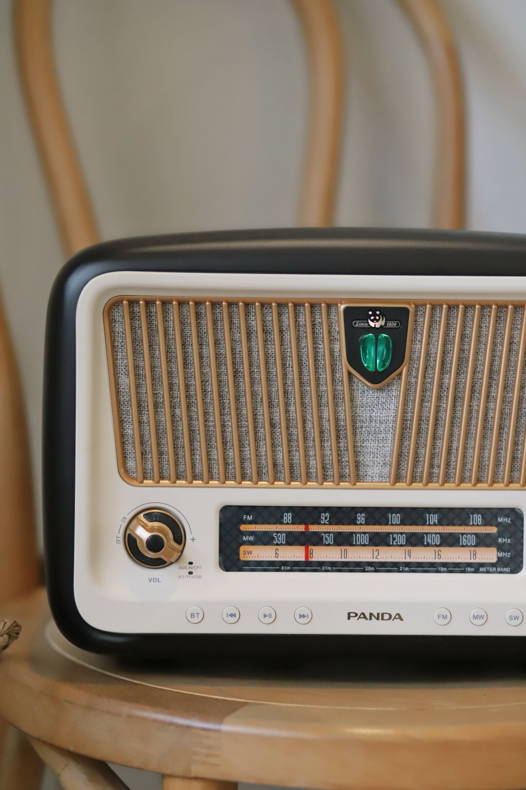 旧时收音情怀邂逅现代科技，熊猫1936D85复古收音机蓝牙音响体验