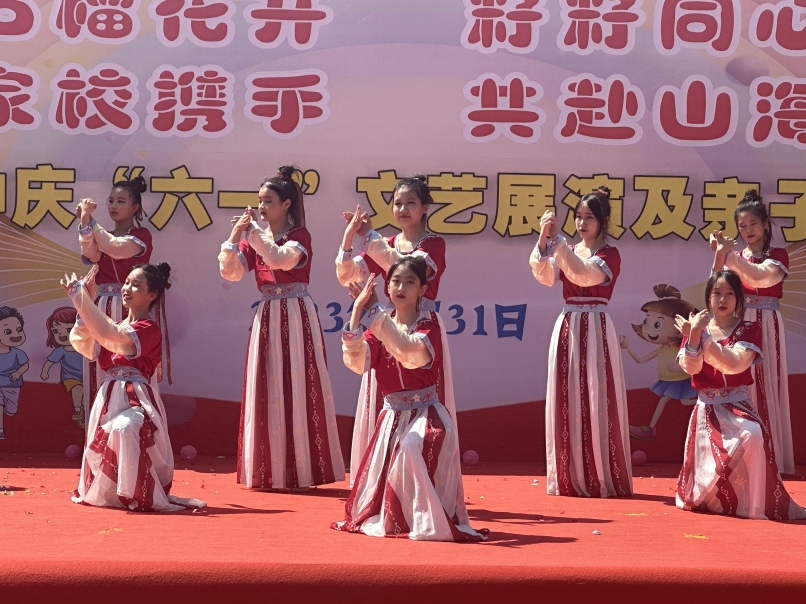 籽籽同心童心向党舞蹈,籽籽同心小学生演讲视频