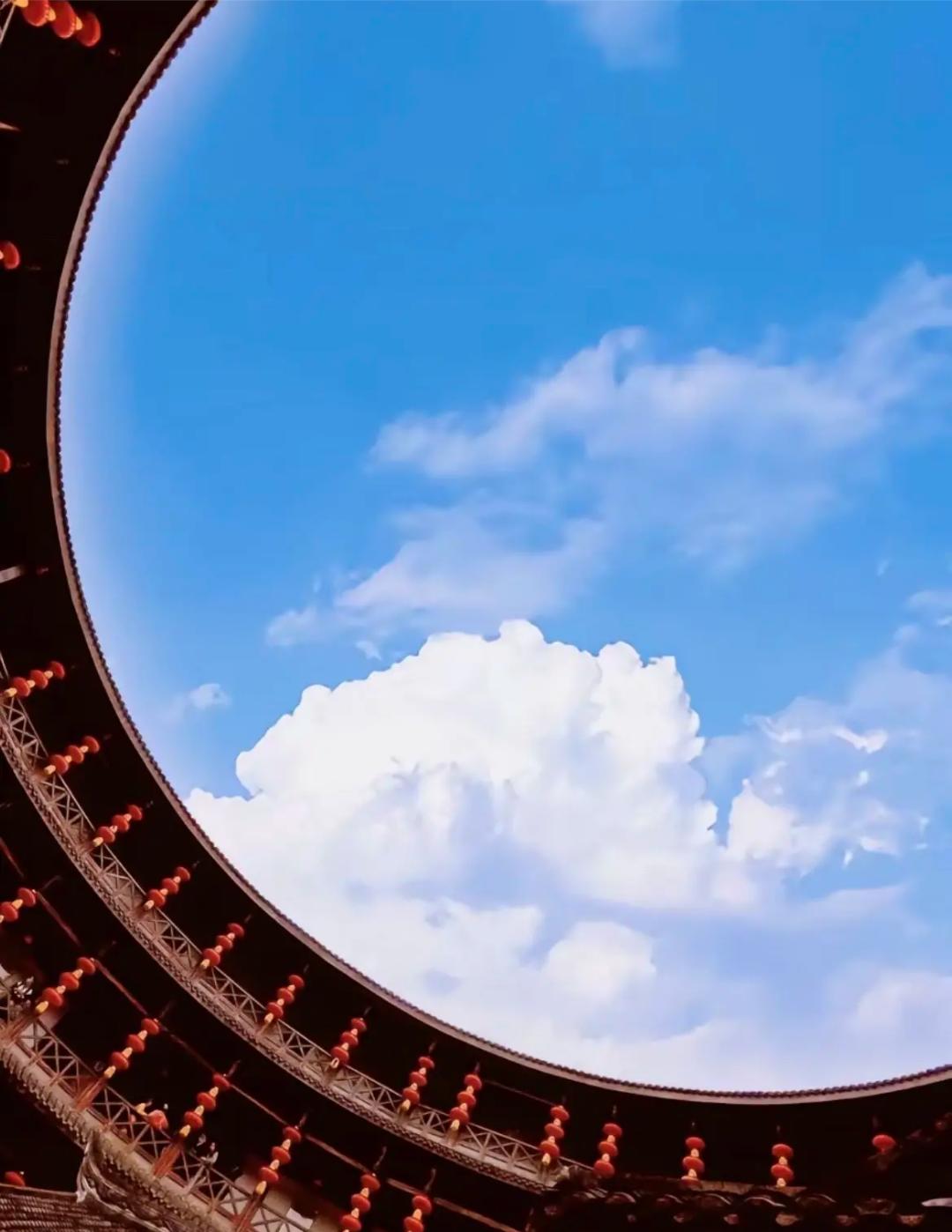 土楼大鱼海棠拍照地,成都周边大鱼海棠同款土楼