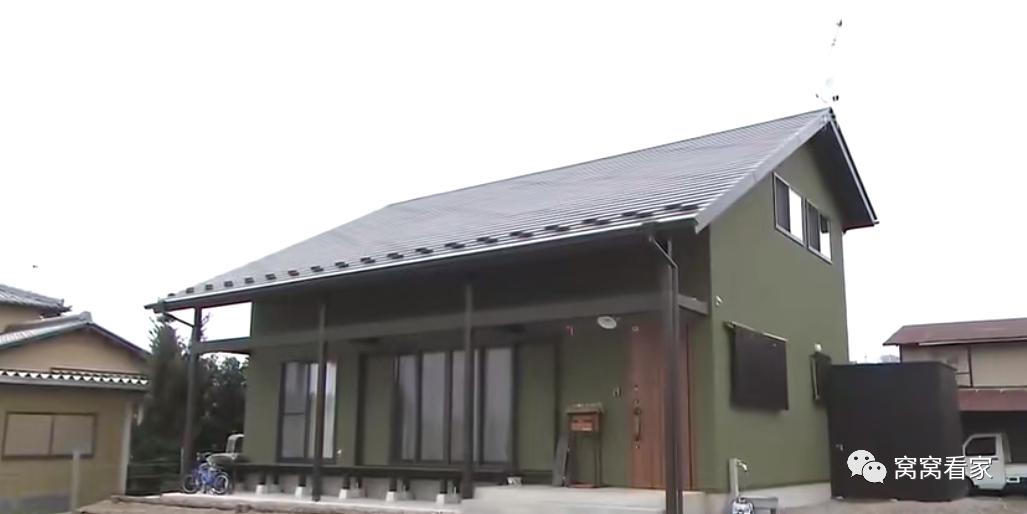 蜗居在16m²的小房子只为白嫖迪士尼烟花!一家四口家装7处机关