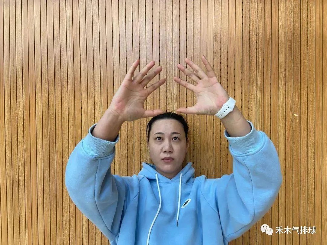 气排球传球手法与发力方式,气排球传球技巧