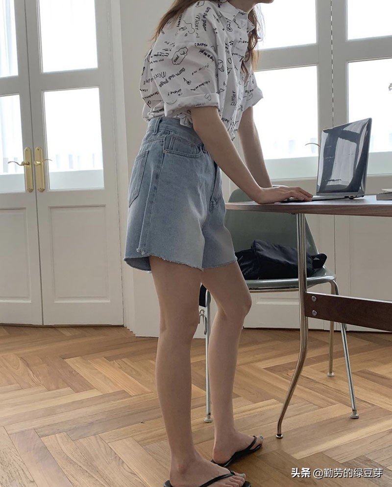 假如衣服会说话配音,假如服装会说话