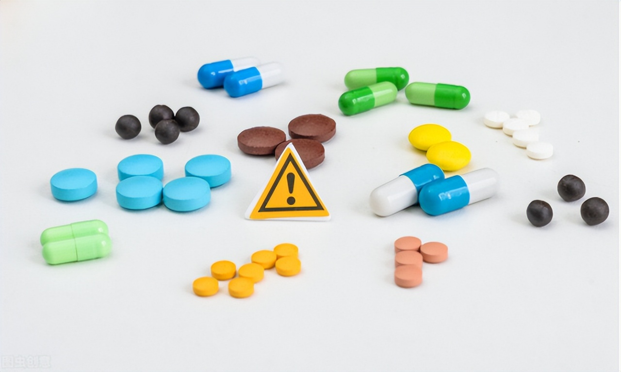 皮肤痒脱皮可以用他克莫司软膏吗,皮肤瘙痒结痂反复用他克莫司