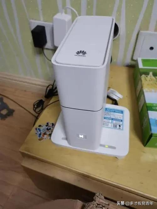 路由器的初始账号密码一般是什么,路由器登录密码在路由器的哪里