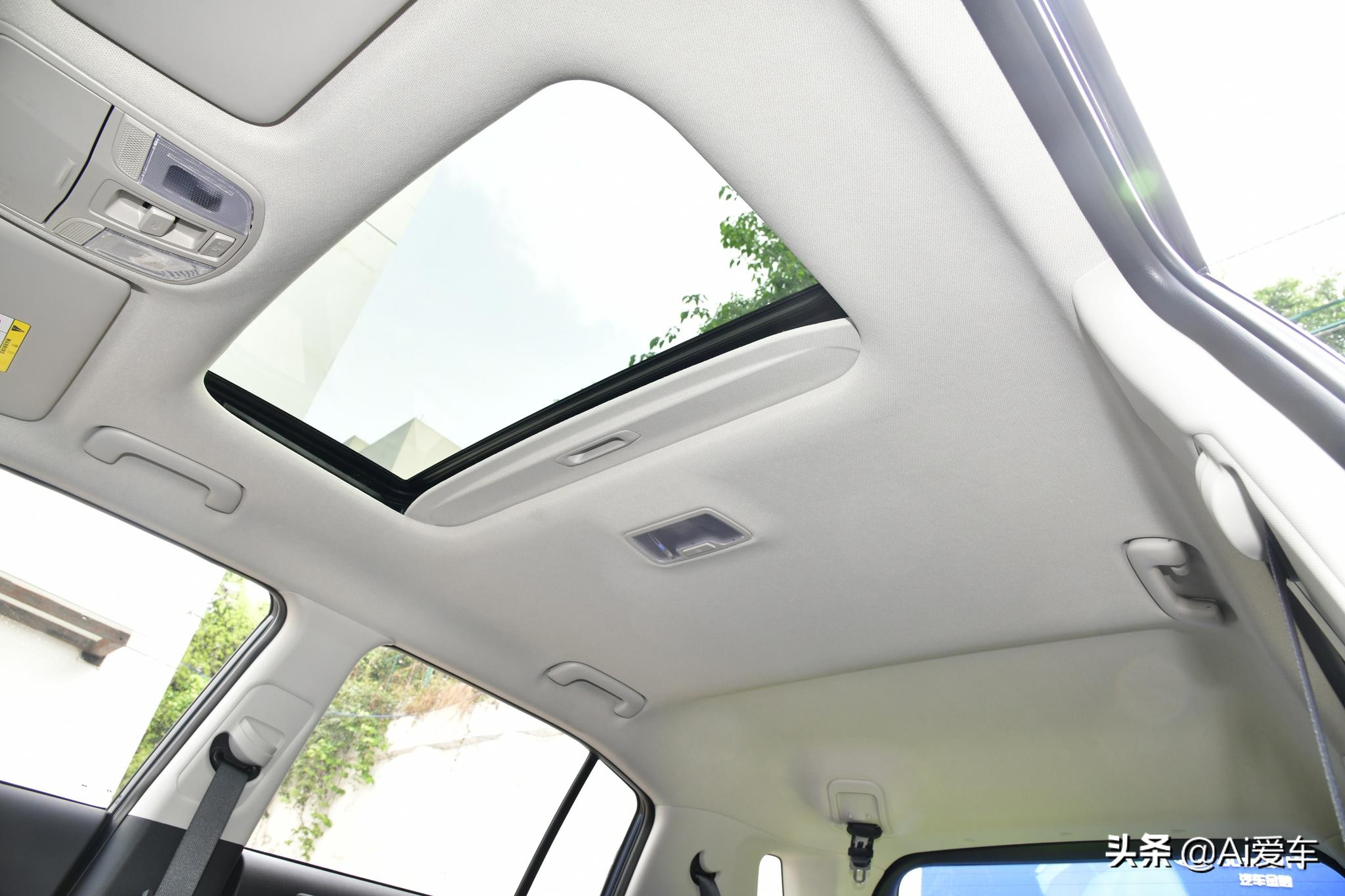 最新款的现代ix35值得买吗,2.0l+6at车型