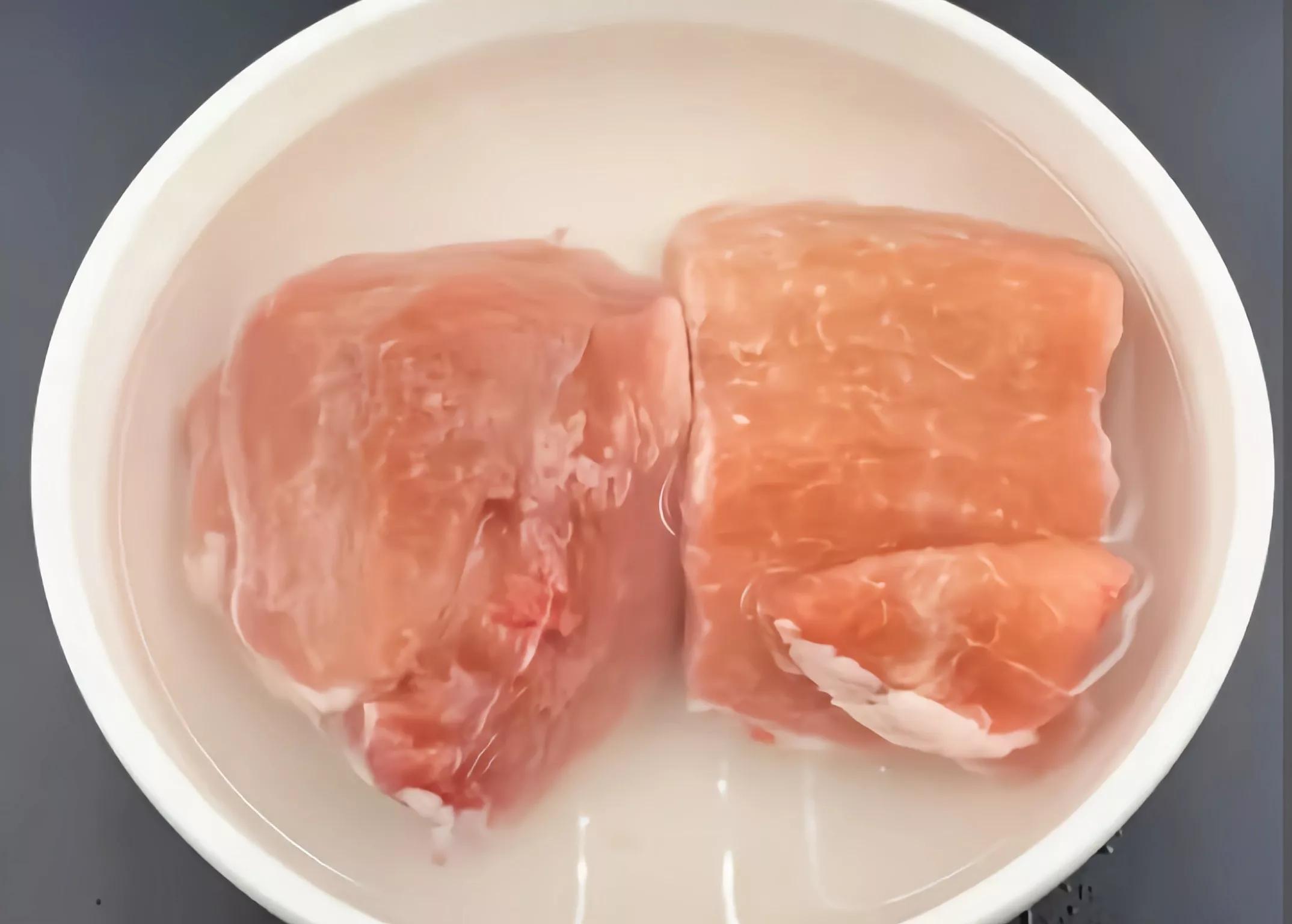 教你肉快速解冻,冰箱肉怎么解冻最快的方法