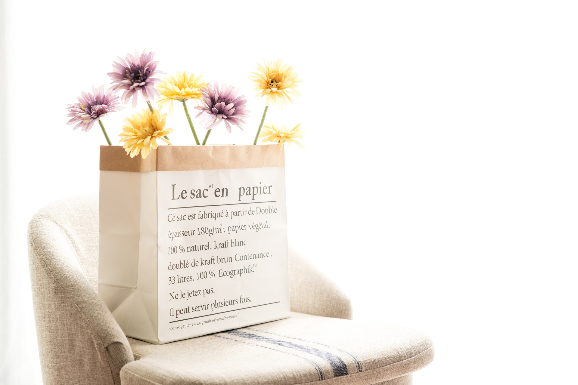 女人和异性关系的表现,女人跟异性接触的表现