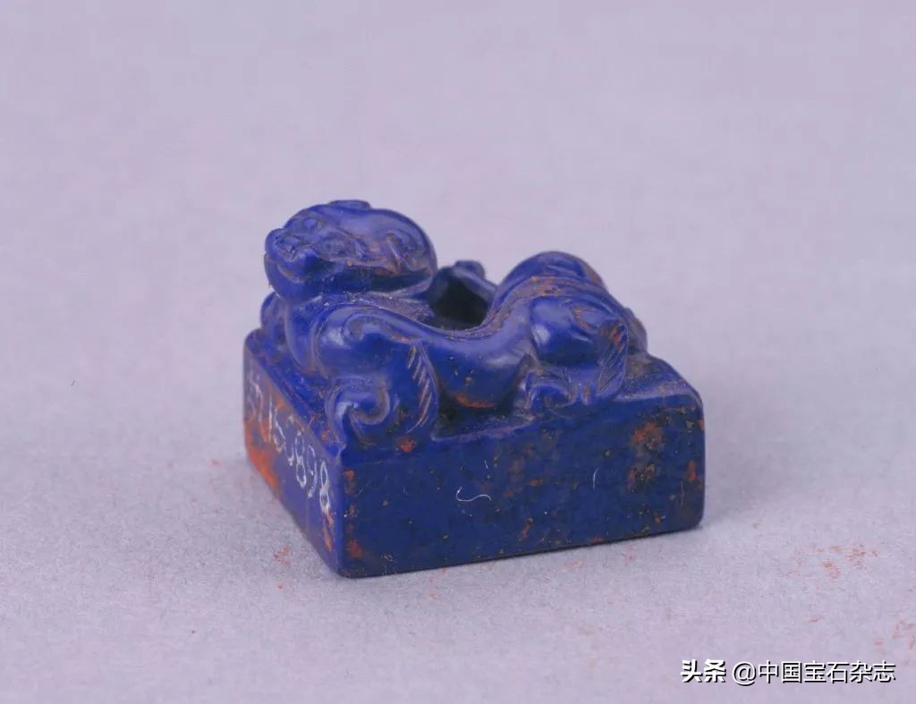 青金石青金级的价格,青金级青金石矿石