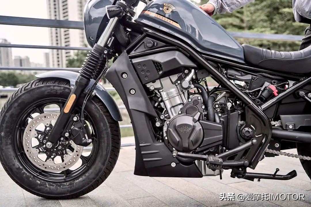 香帅苍云500max对比cm500,苍云500对比香帅650哪个好看