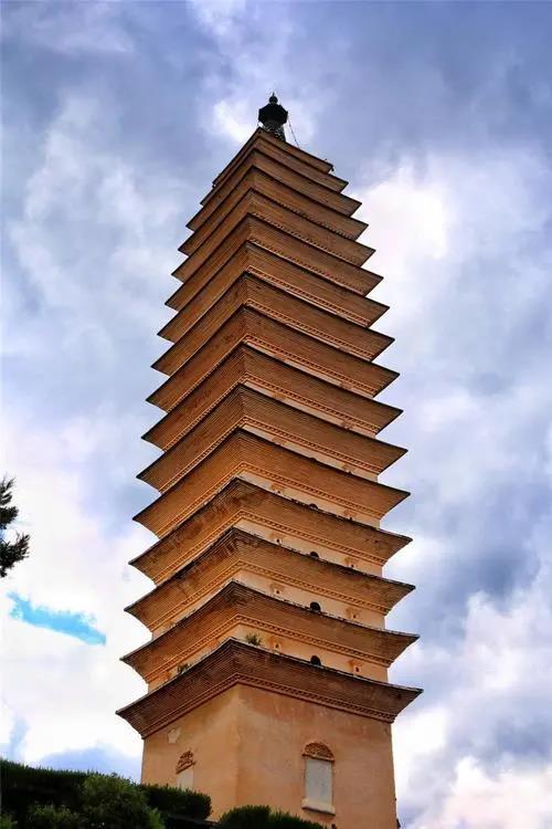 奇闻：揭秘古代*楼青**女子的选拔秘密，“上品毛发“成为关键