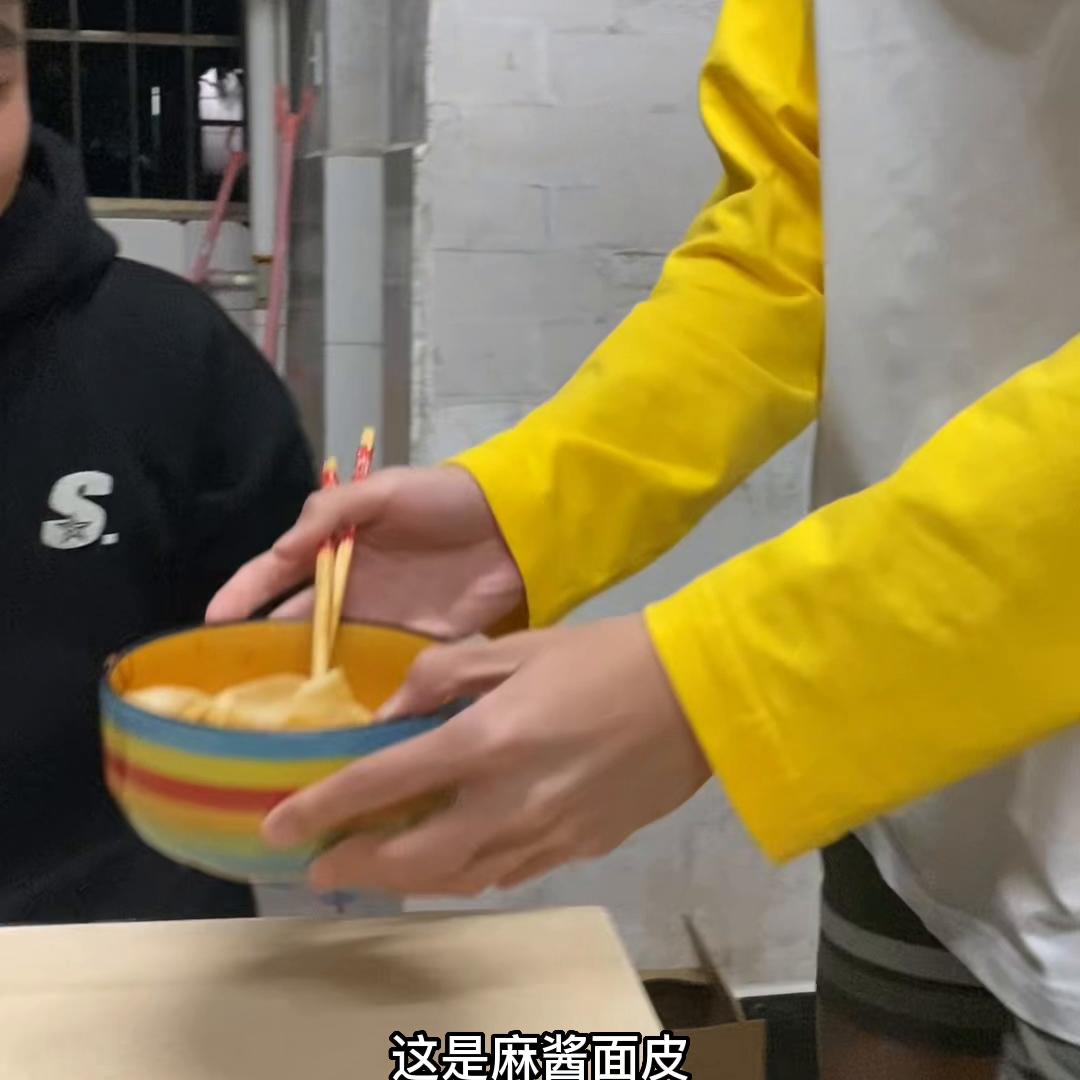 探店憨批多，真假我来说，7元开盲盒