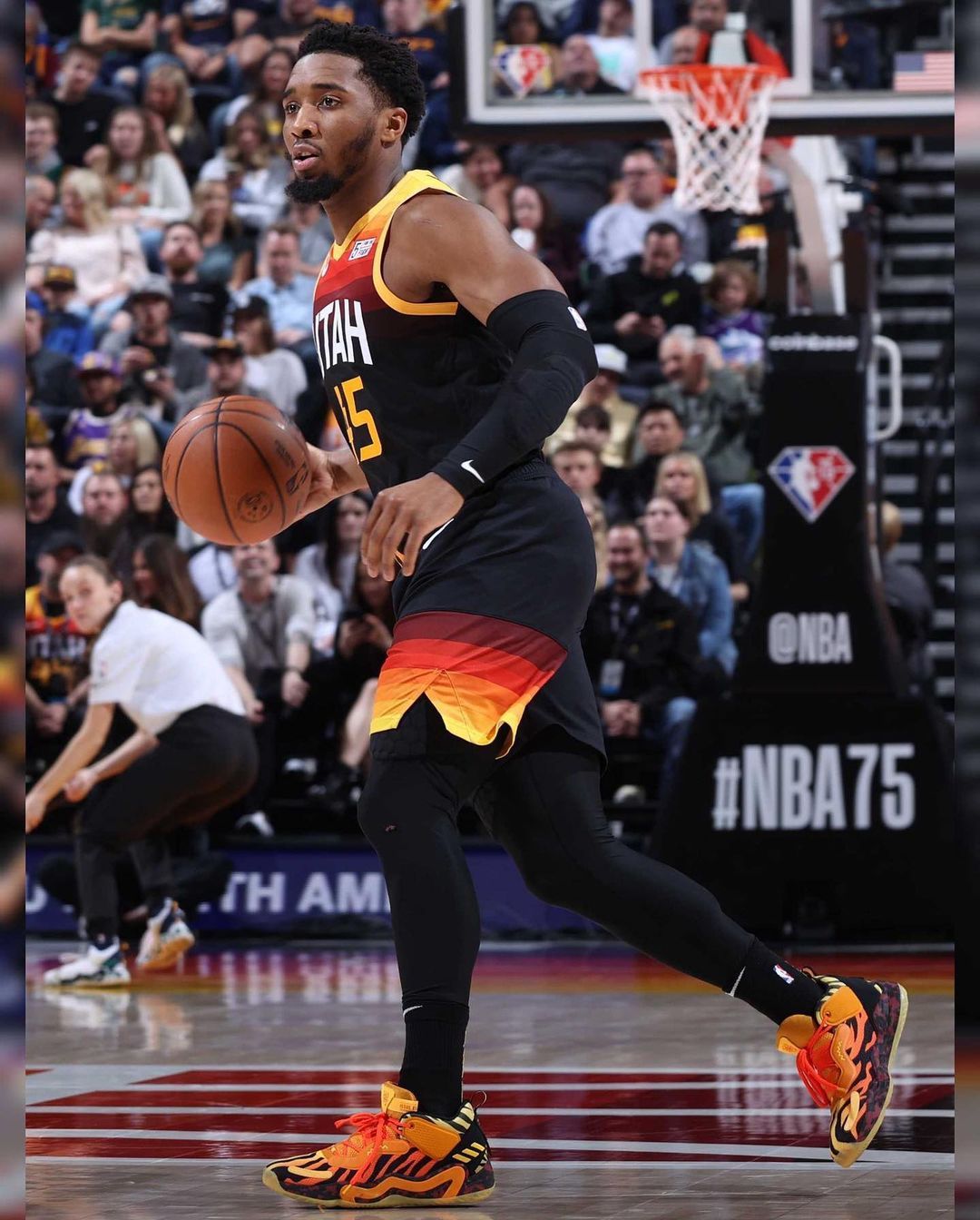 进击的巨人耐克联名的鞋,进击的巨人新联名原图