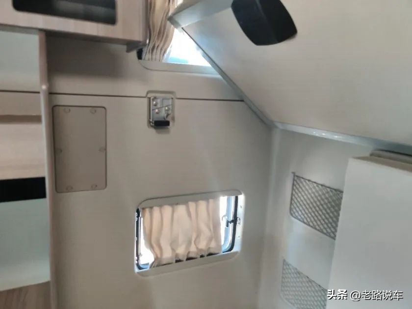 5万鹰途生活舱,解放鹰途生活舱试驾视频