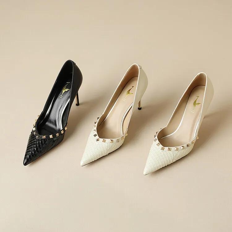 蟒蛇皮用什么染色,蟒蛇皮是什么材质