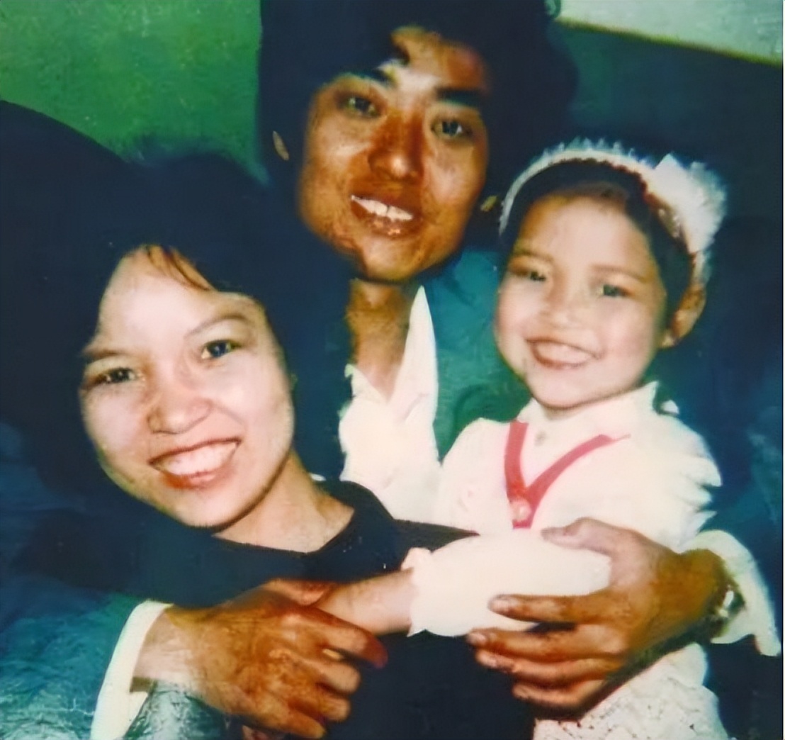 李娜为什么去当尼姑,歌手李娜为什么要出家当尼姑