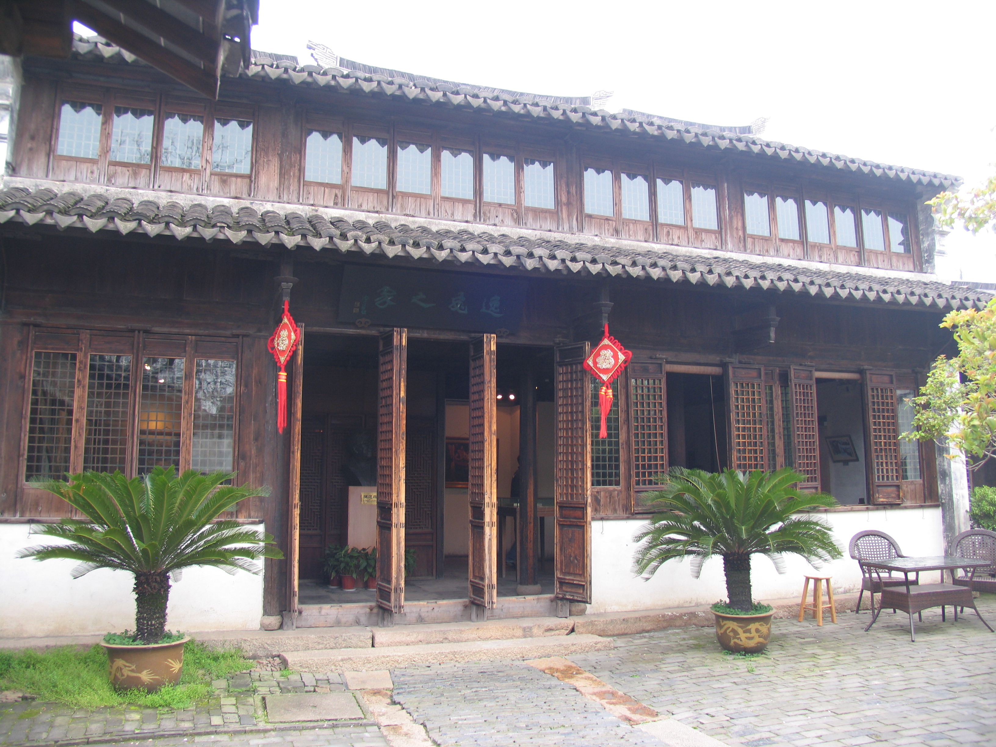 璧拌繘姹熷崡姘翠埂瑙嗛,璧拌繘姹熷崡姘翠埂鍏ㄦ櫙