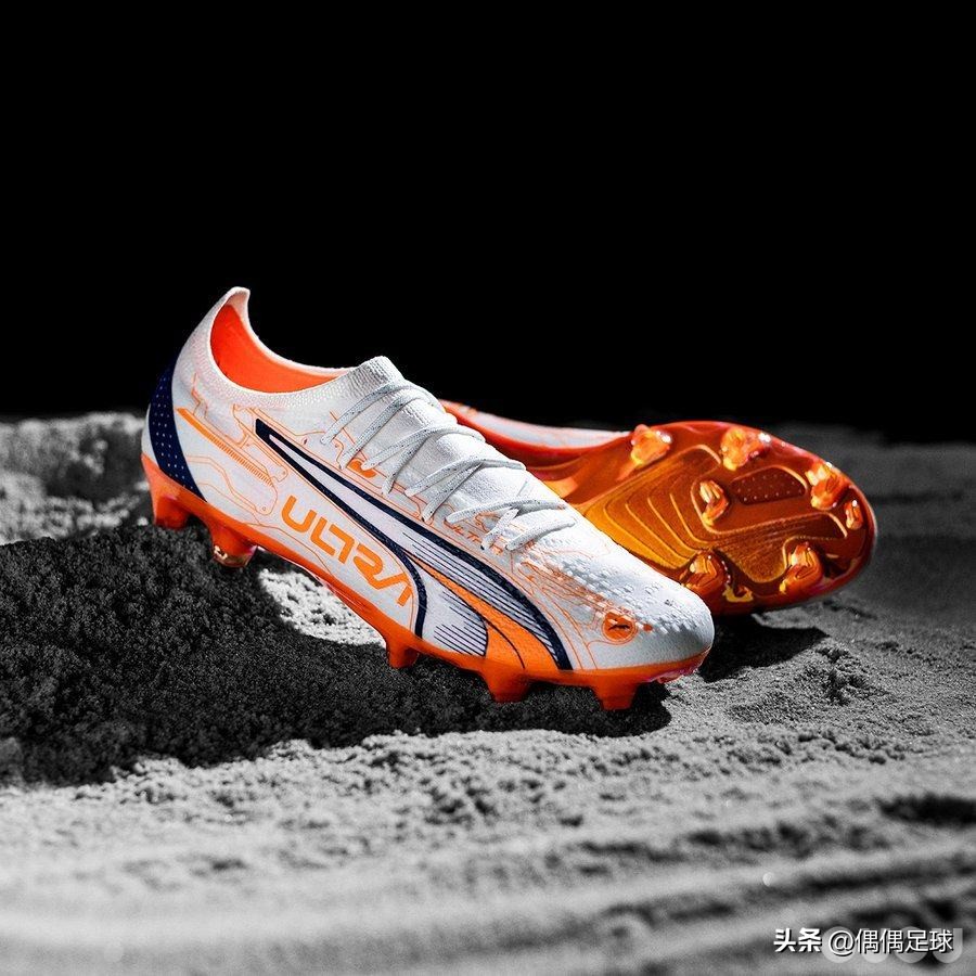 彪马奔驰联名足球鞋,彪马roaringwild联名款休闲鞋