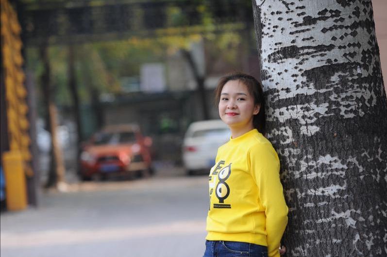 1米2小男人娶1米68老婆,1米2男孩娶26岁漂亮女孩