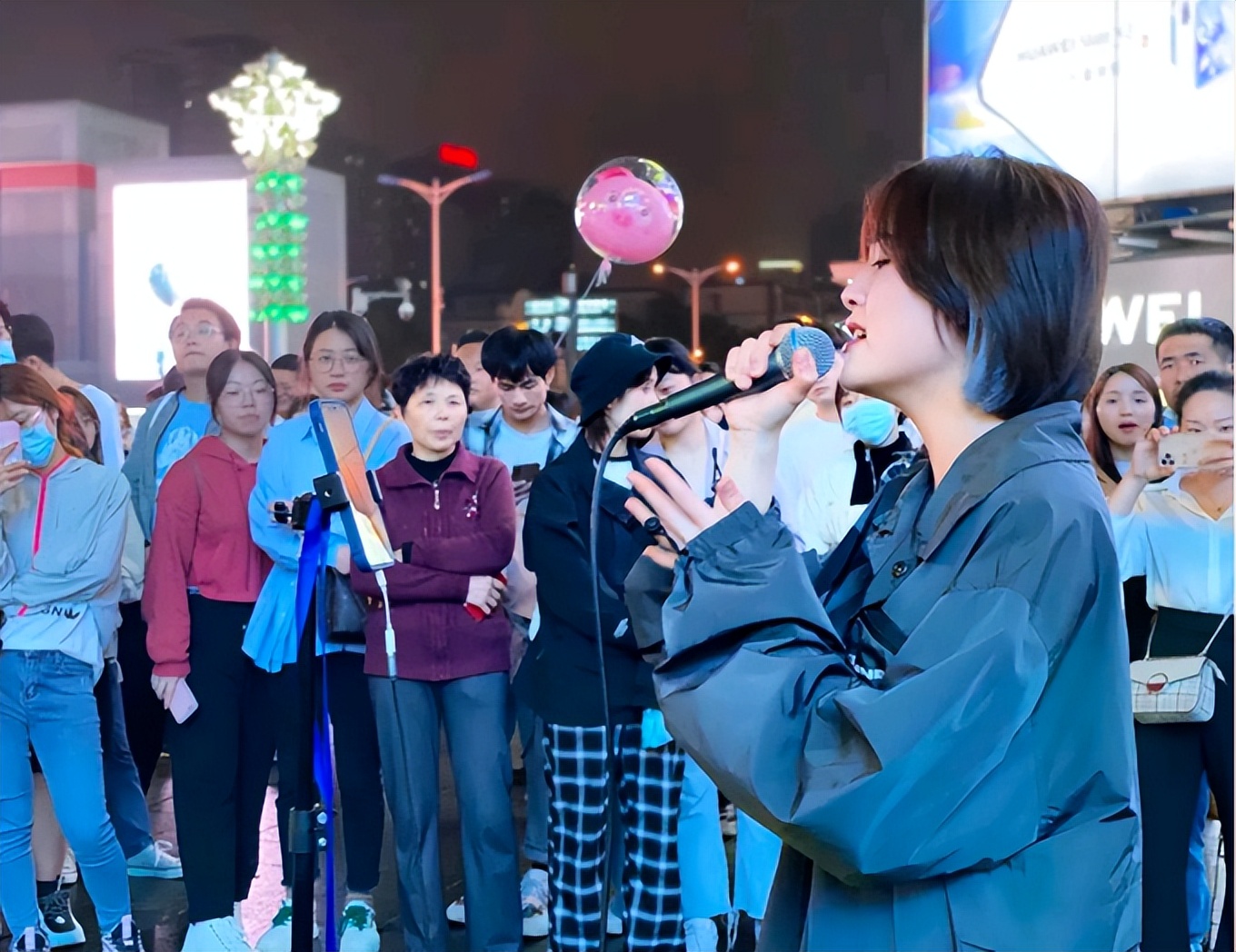 湖南长沙街边艺人表演视频,长沙街头艺人秀