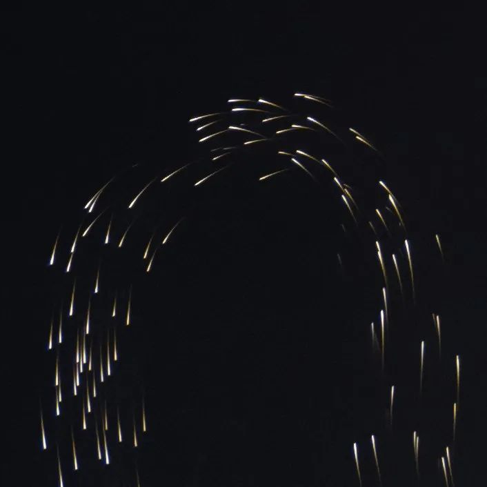 微信朋友圈背景图动态教程,背景图朋友圈高级感简约风