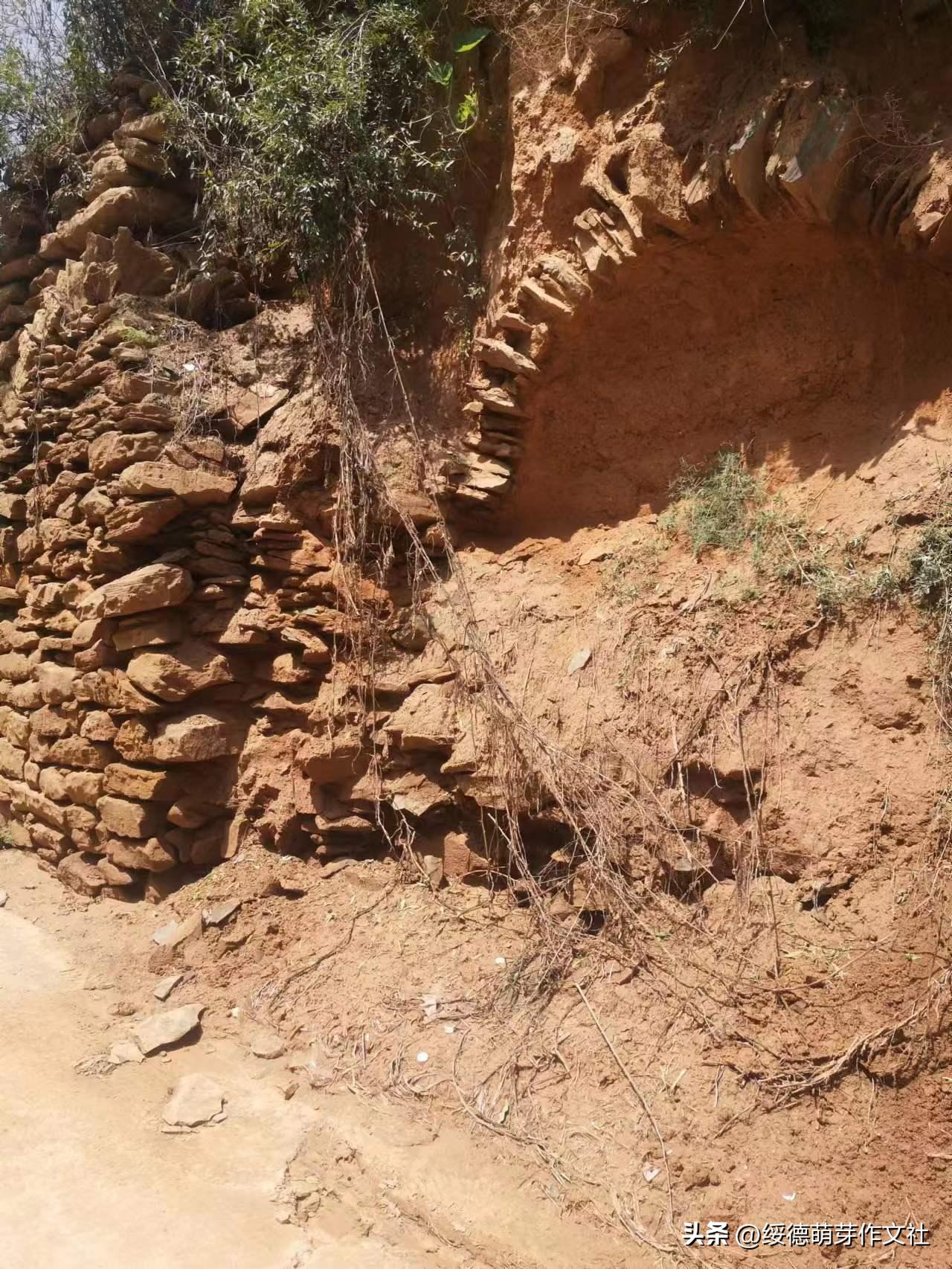 绥德李强国：从高舍硷到高石角