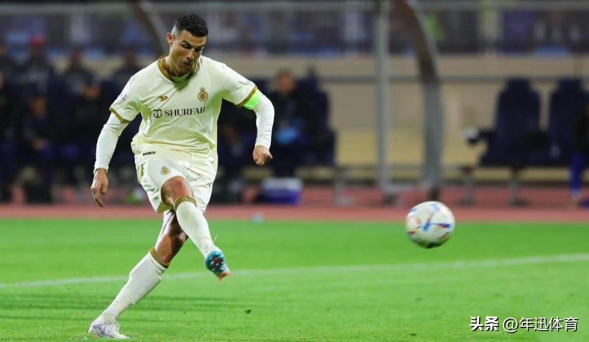 利雅得胜利c罗5场9球,c罗点射破门利雅得胜利晋级