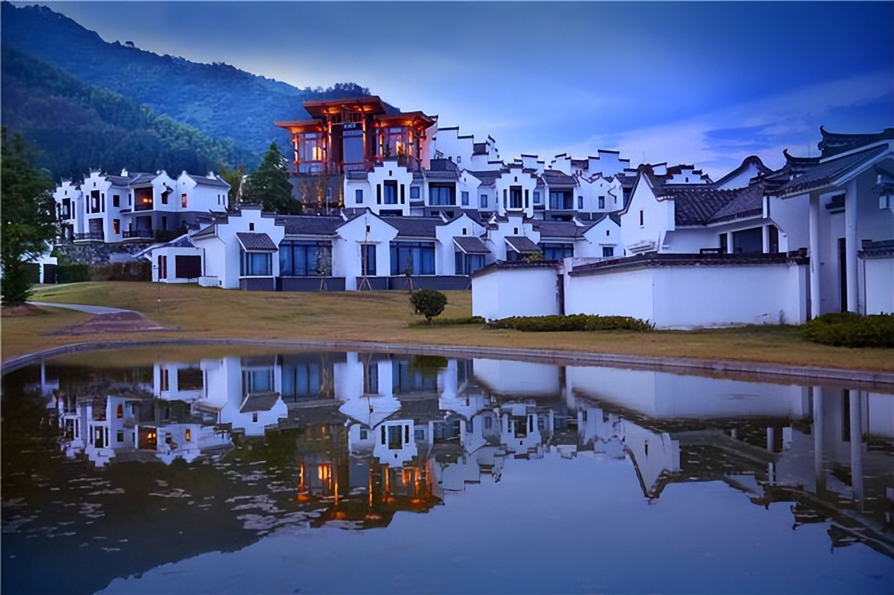 探秘秀丽山水,探秘黄山村