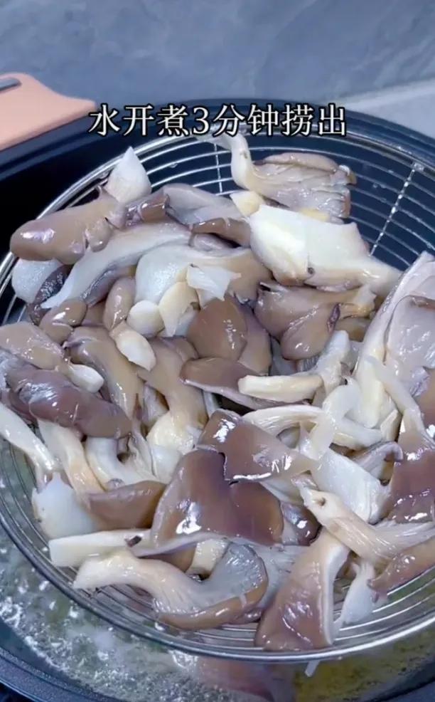 辣炒鸡胗鲜香麻辣特别开胃下饭,鸡胗炒酸豆角怎么炒又脆又好吃