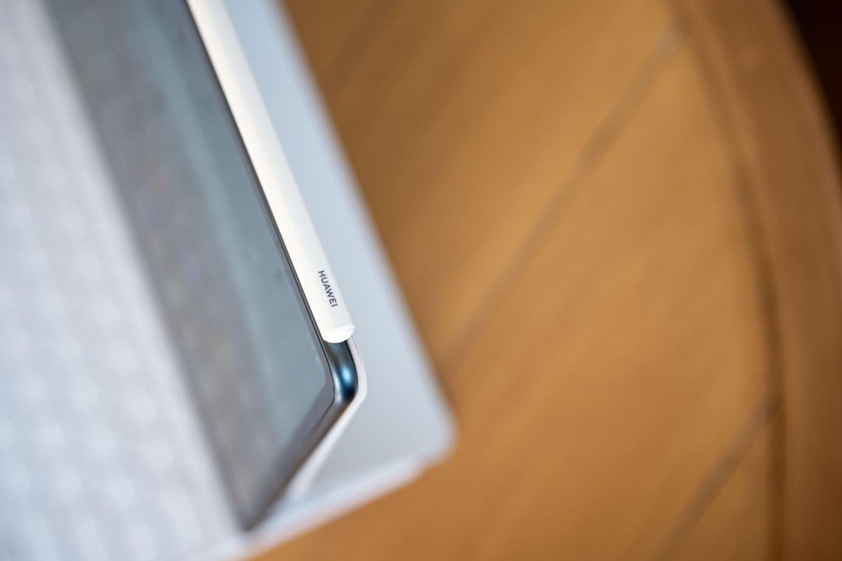 huaweimatepadpro11旗舰和性能版,华为平板matepadpro12.6开箱测评