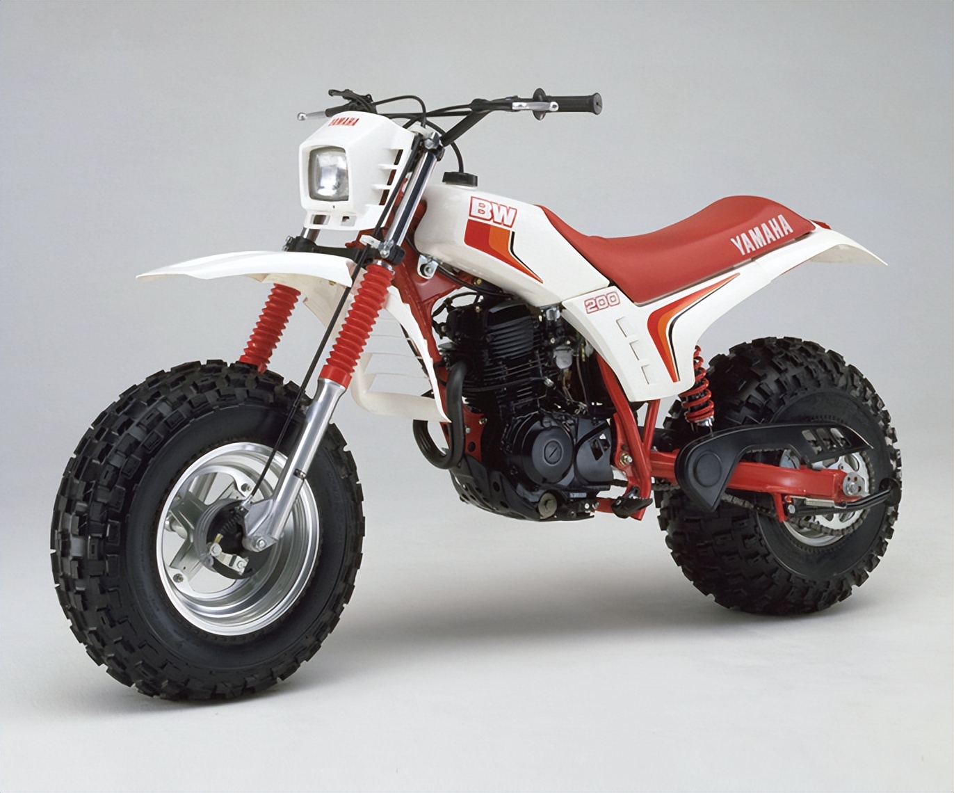 越野摩托车雅马哈200cc,雅马哈sd200cc摩托车