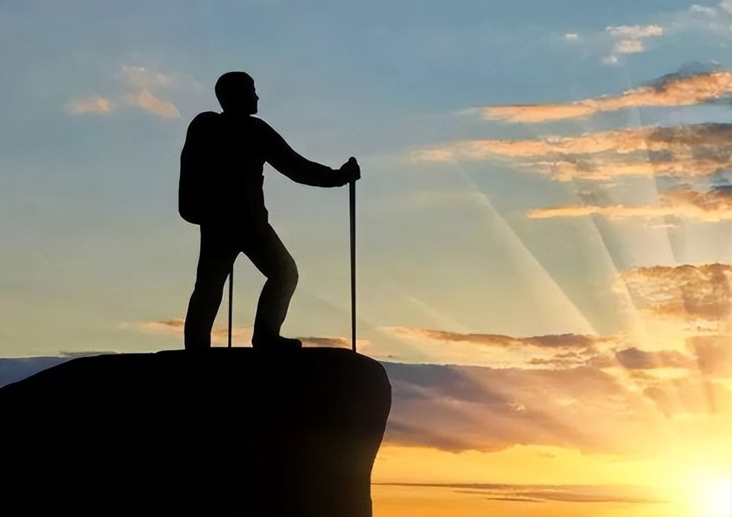 善于分析的人如何赚钱,人有这三种特征早晚一定赚大钱