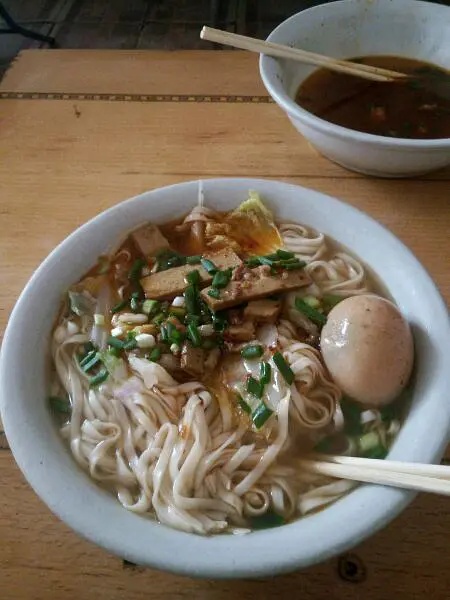 三和大神：不相信勤劳致富，干1天玩3天，坚决不上流水线