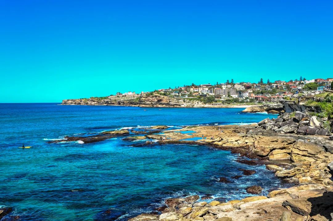 中国人能去做的国外高薪工作,境外高薪工作的真实经历