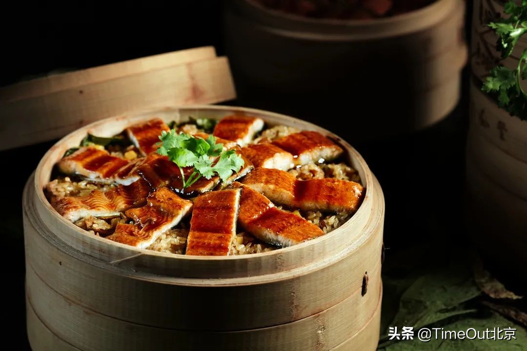 吃饱喝美幸福满溢，京城7个餐饮新消息