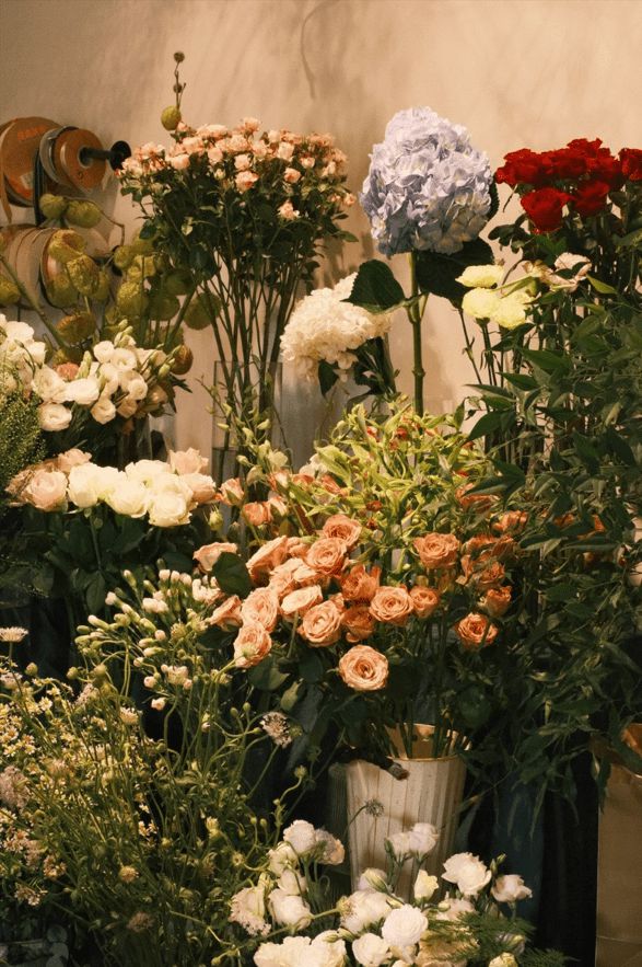 佛山70后老板打造300平书店弧形落地窗美翻了