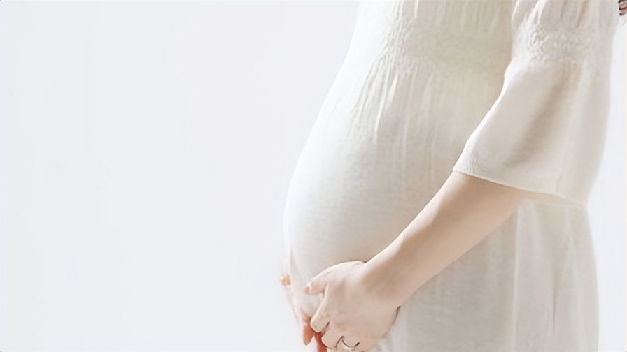 胎儿在母亲肚子里会排便吗,胎儿在妈妈肚子里是怎么排泄的