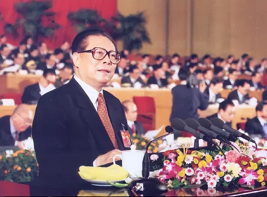 人生不百年，追忆逐梦岁月（1990-2005年）