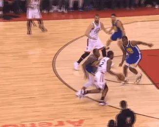 用一生来对抗傲慢与偏见，万字长文记录库里的乔丹精神