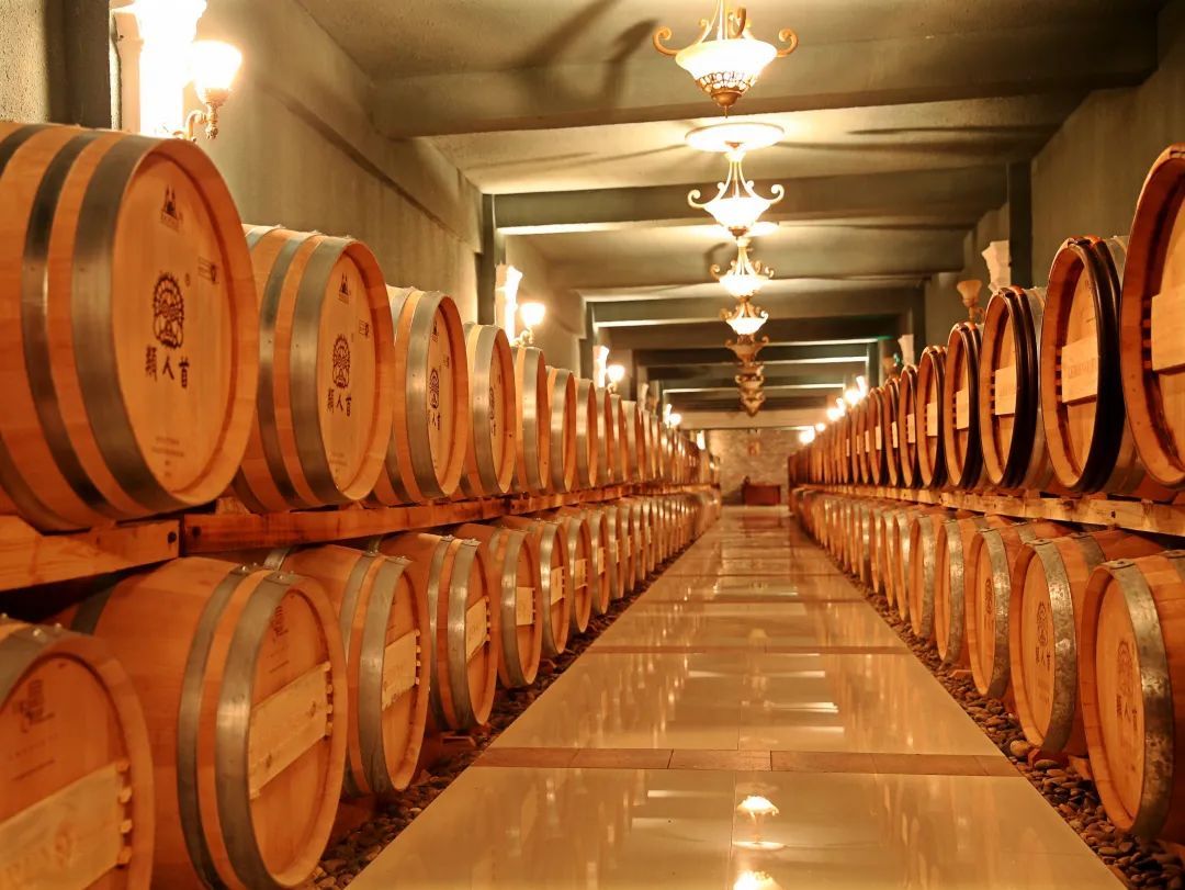 类人首酒庄创始人,类人首酒庄官网