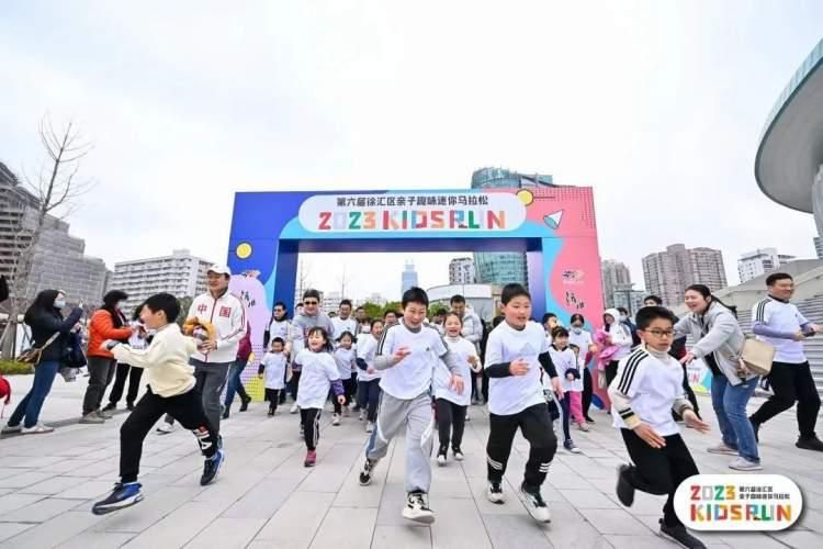 时隔多年再次陪二宝参加亲子活动,时隔两年多再次相聚依然开心