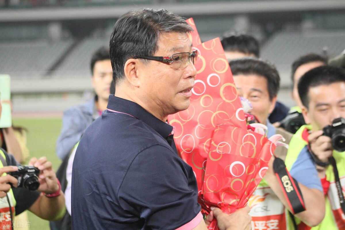 国足名宿徐根宝谈武磊,国足徐根宝和孙继海