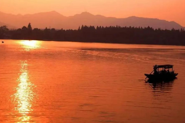 唐朝第一山水诗,唐朝最美山水七绝诗