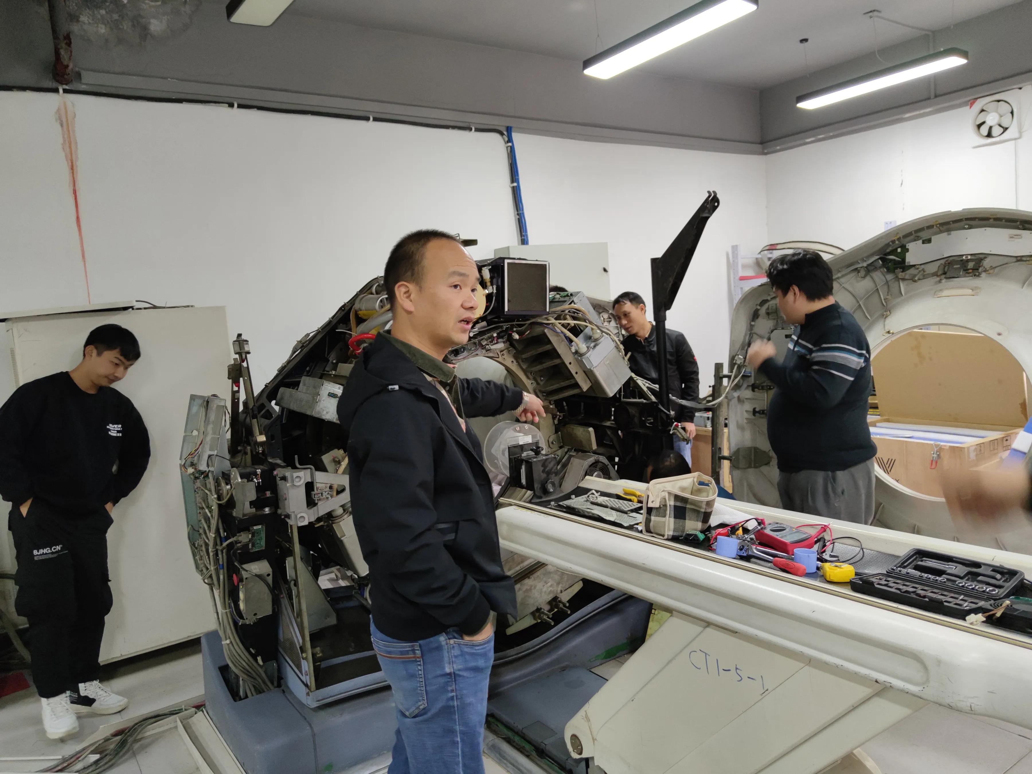 男生医学美容技术大专有前途吗,学医疗器械维修有前途吗