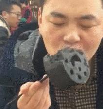 情侣间秀恩爱坐姿,秀恩爱的高难度姿势