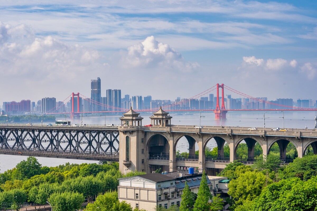 武汉商学院有哪些专升本专业,武汉商学院有本升硕的吗