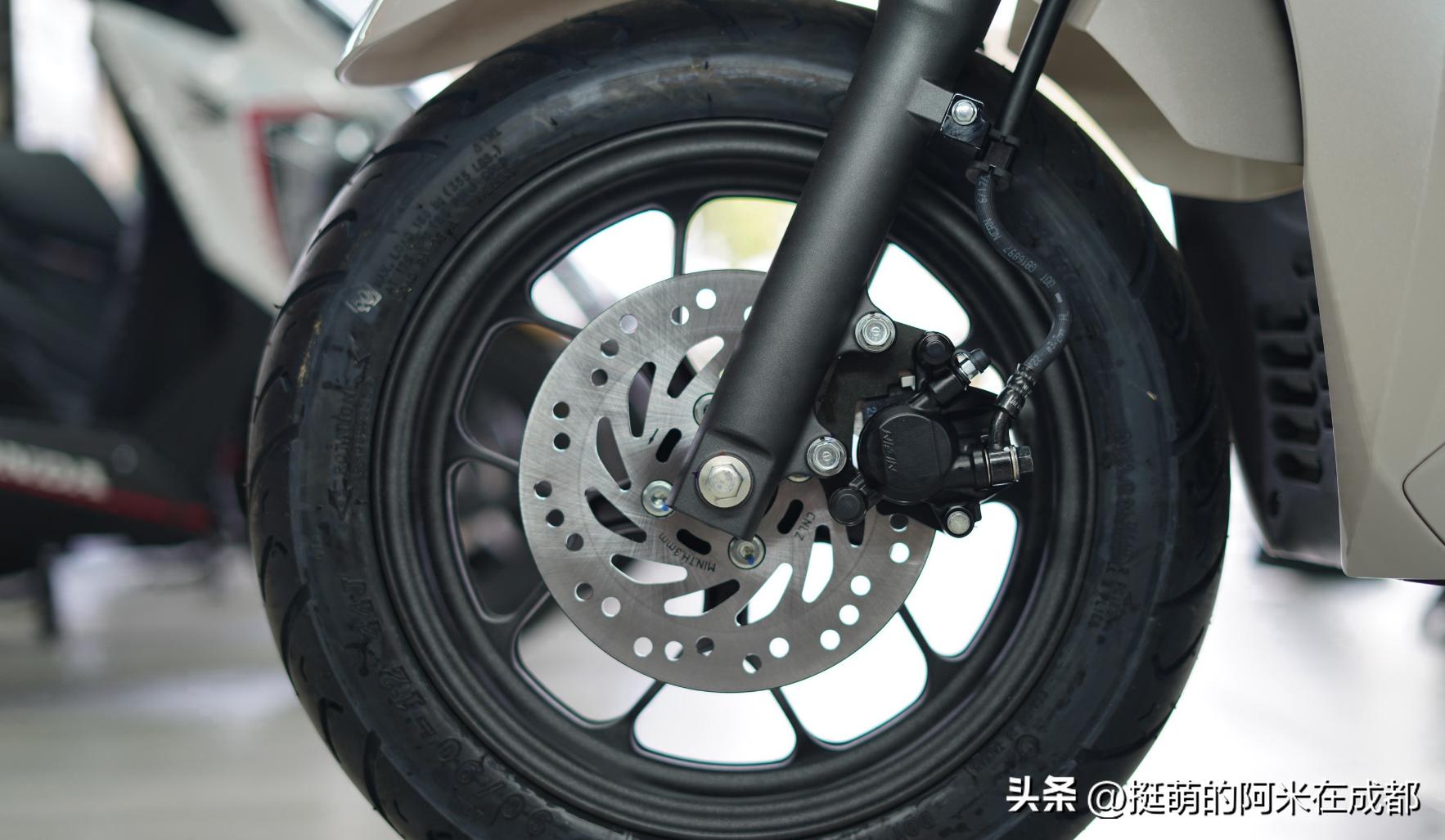 本田lead125踏板改装abs,本田水冷lead125怎么没有abs