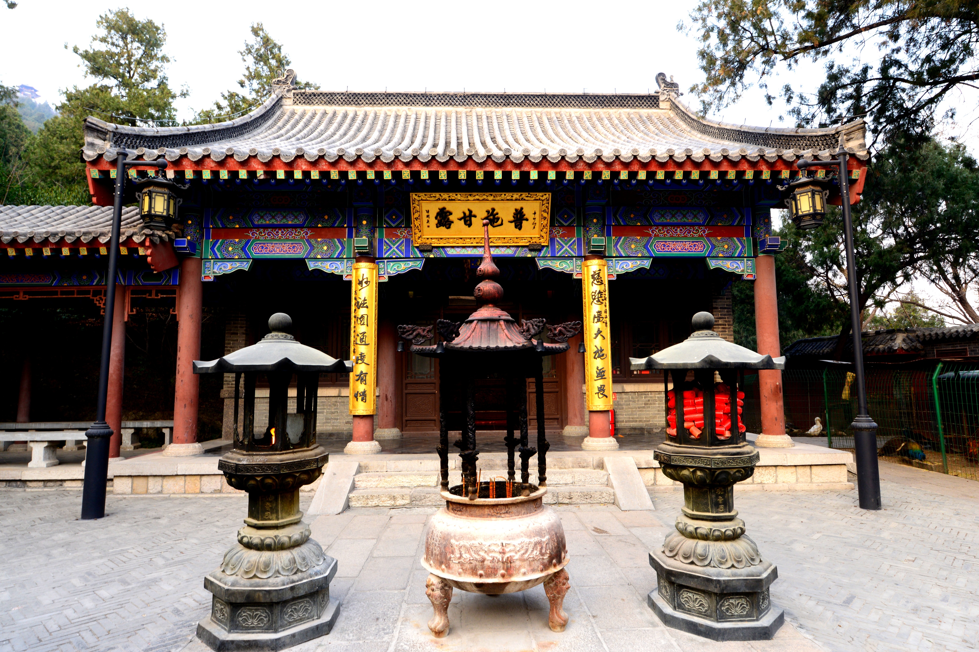 千佛山是济南三大名胜,济南三大景点千佛山