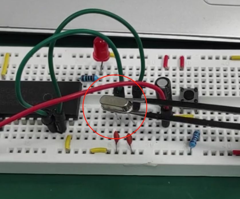 最小单片机的制作,体积最小贴片单片机
